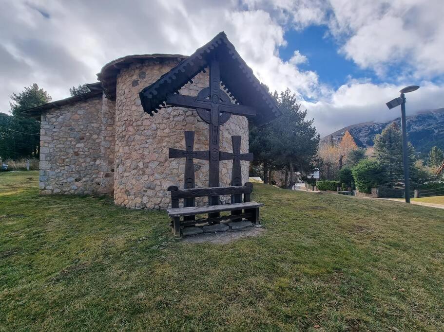 לה מולינה Apto A Pie De Pistas En La Molina מראה חיצוני תמונה